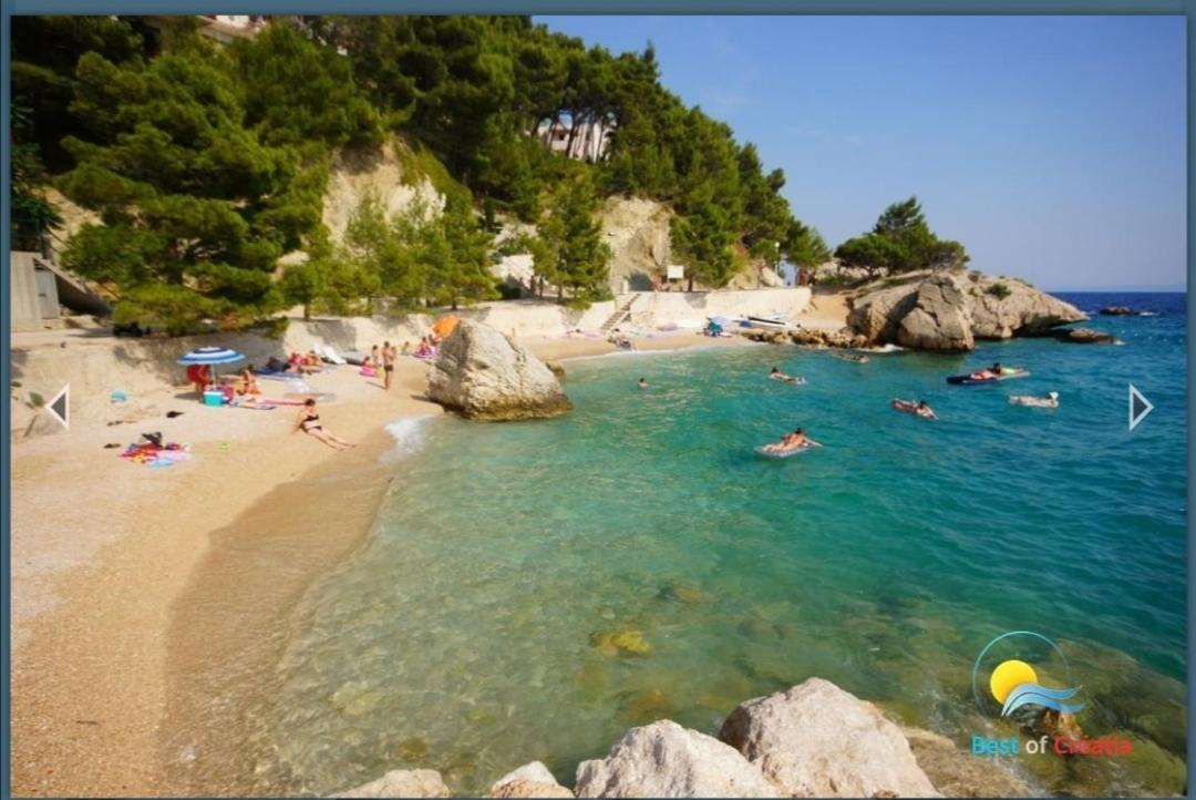 Apartmani Mares - 20 M From The Beach Brela Exterior photo