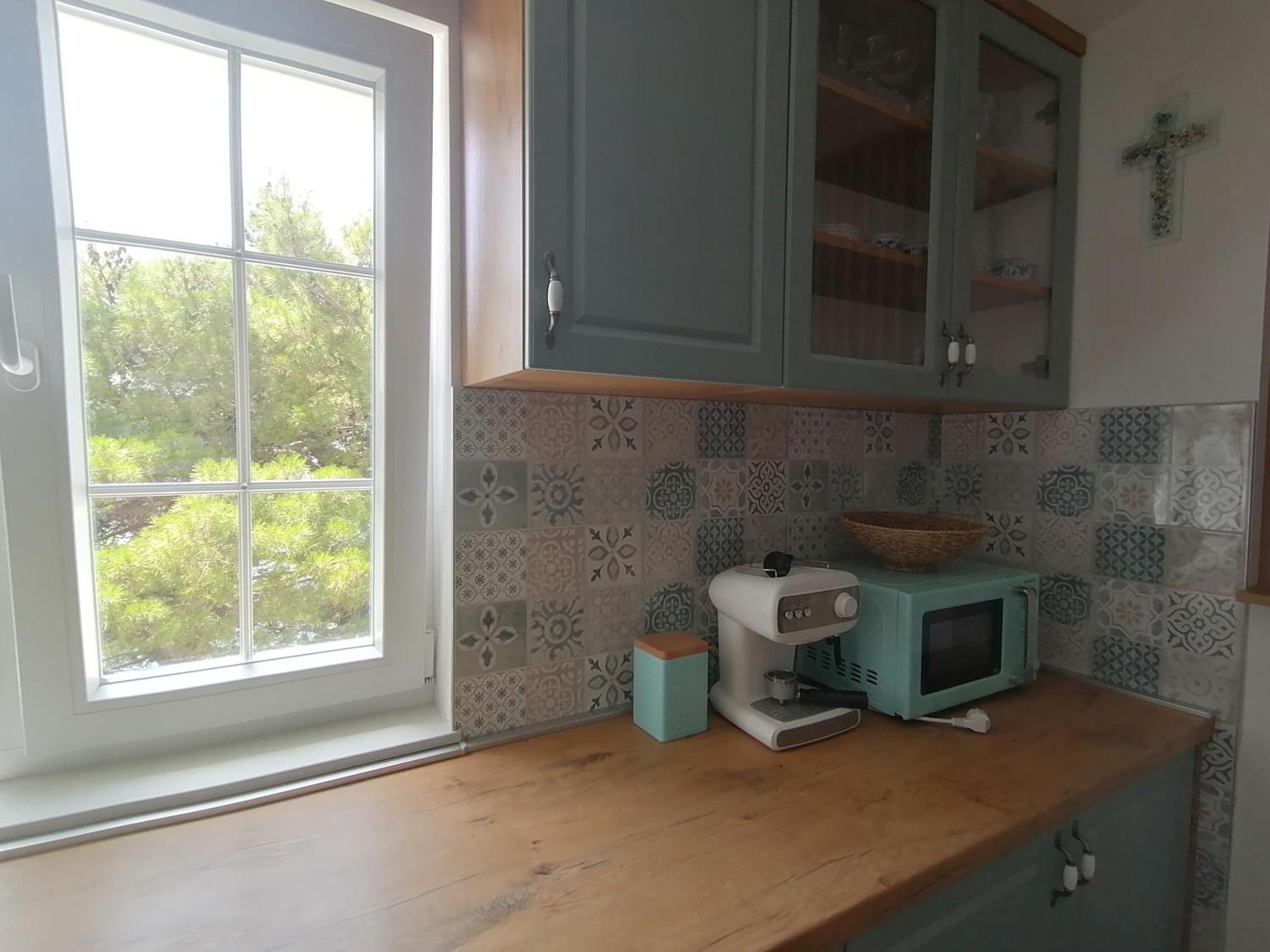 Apartmani Mares - 20 M From The Beach Brela Exterior photo